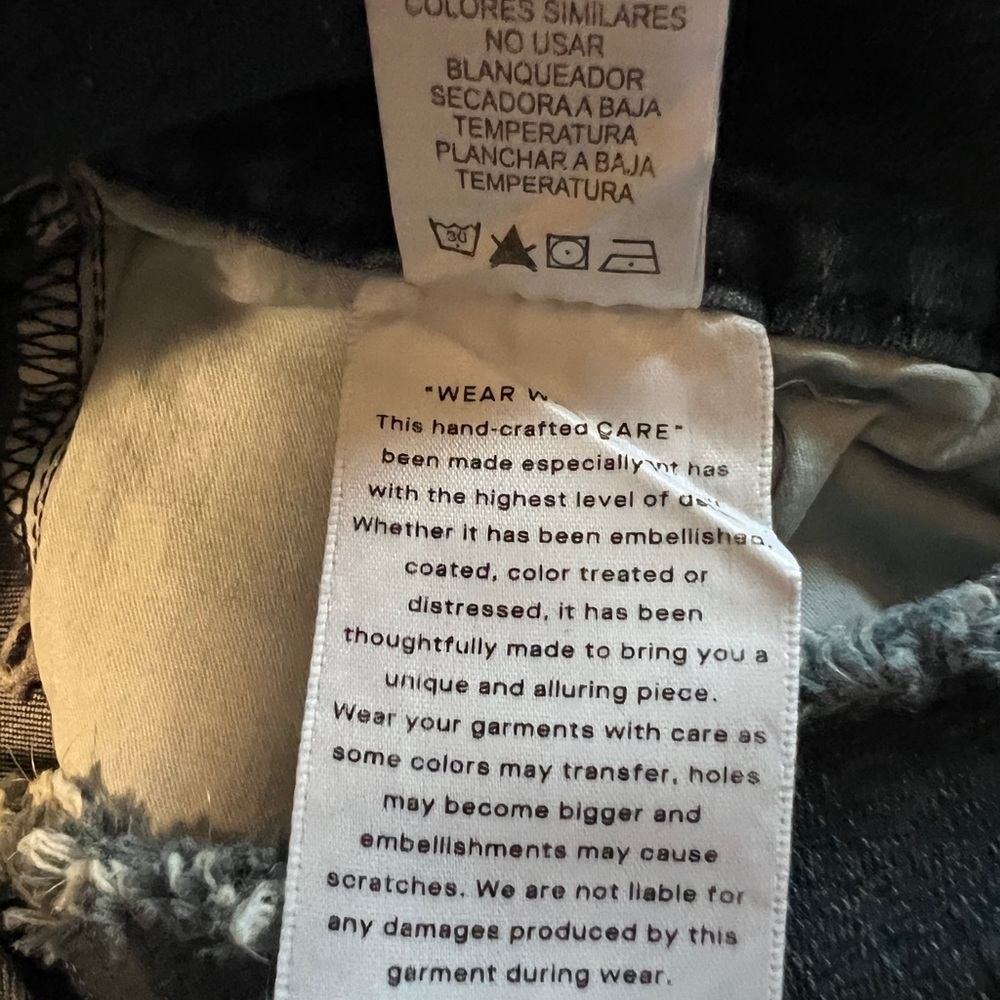 Good American Good Legs Skinny Jeans – Size 16 – Inseam 28 (Blue610) - Picture 4 of 5